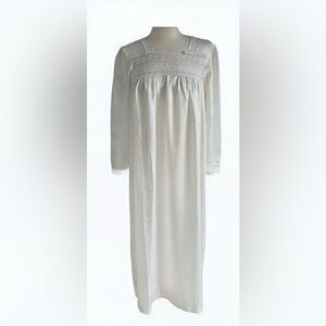 Christian Dior Vintage White Lace Embroidered Nightgown Size Small